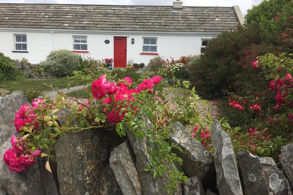 Red Stonecutters Cottage, Doolin Carrowauff Buitenkant foto